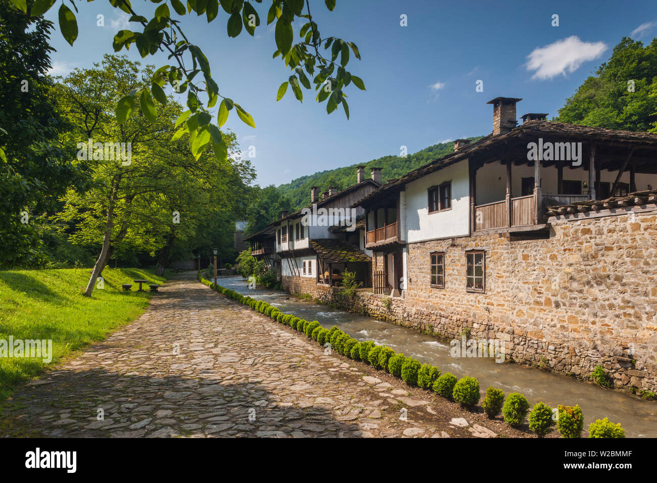 La Bulgarie, montagnes centrales, Etar, Village ethnographique Etar, maisons de l'ère ottomane traditionnelle Banque D'Images