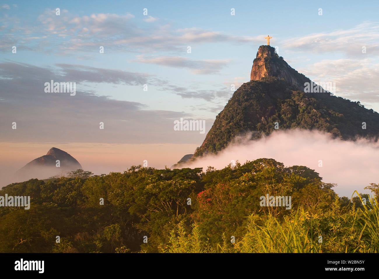 Cristo Redentor (Christ Rédempteur) statue sur la montagne du Corcovado à Rio de Janeiro, Brésil, Amérique du Sud Banque D'Images