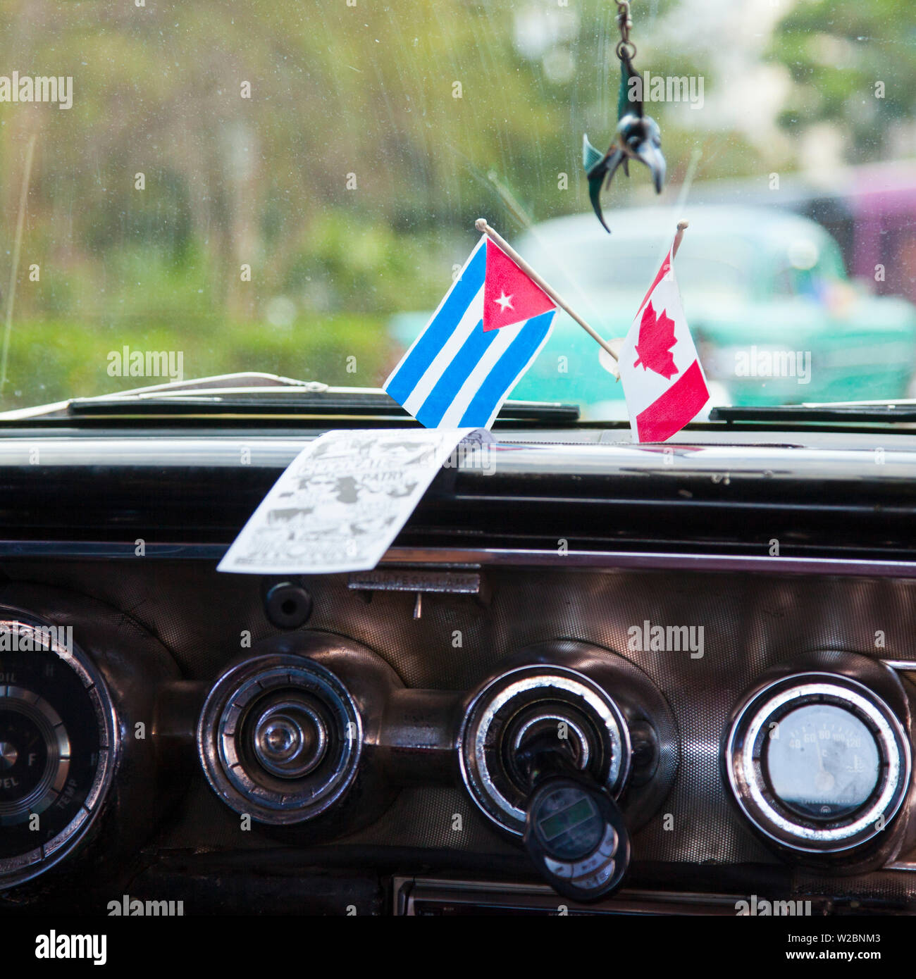 Tableau de bord de voiture américaine classique 50s, La Havane, Cuba Banque D'Images