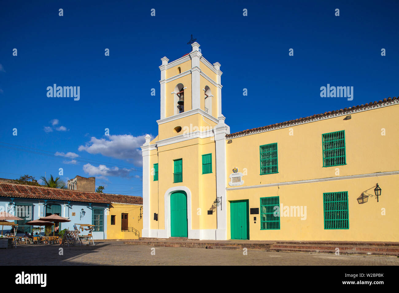 Cuba, Camaguey, la province de Camaguey, la Plaza San Juan de Dios, l'église San Juan de Dios et musée attenant Banque D'Images