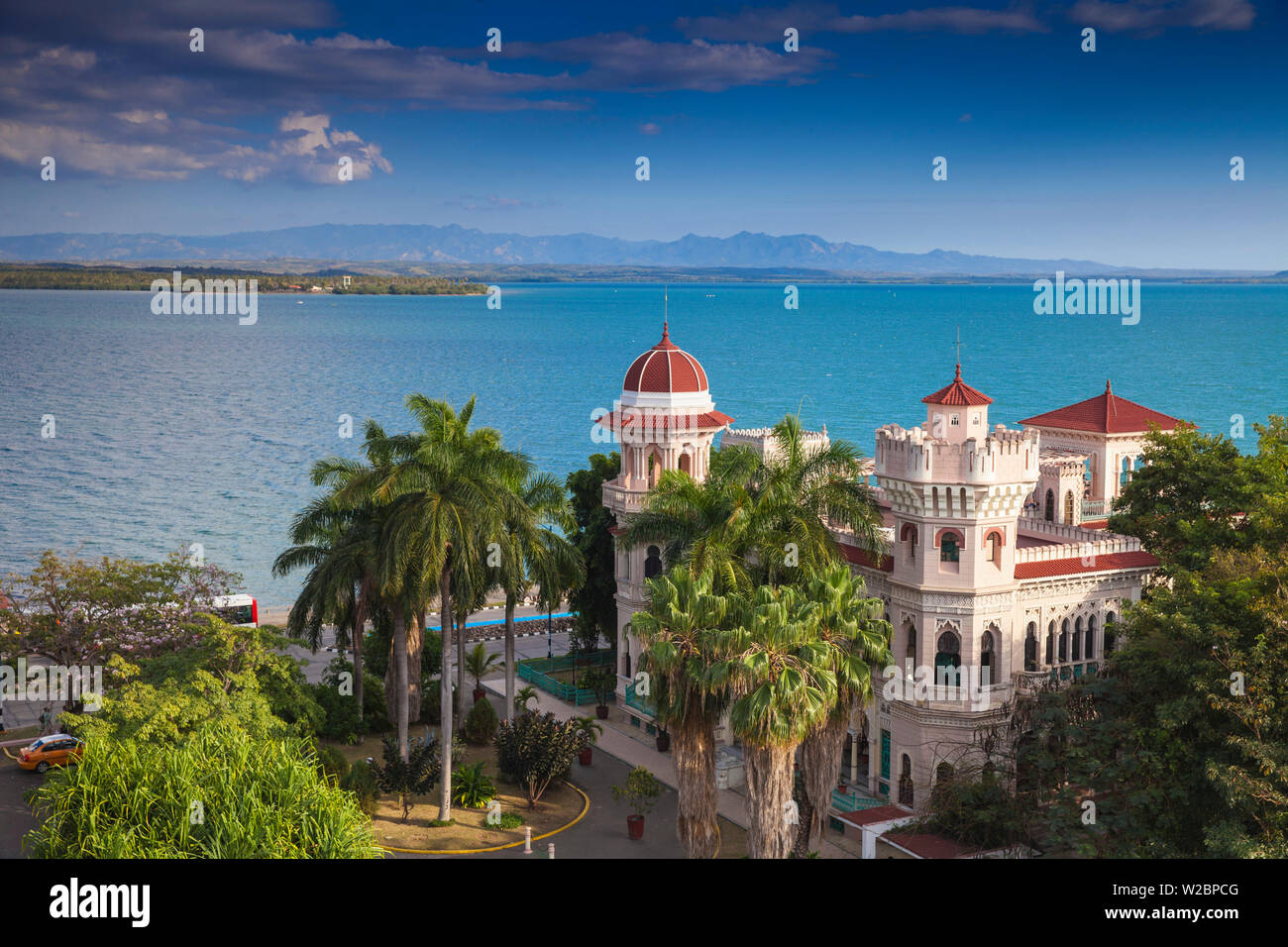 Cuba, La Havane, Punta Gorda, Palacio de ValleÂ - maintenant un restaurant , bar et musée Banque D'Images