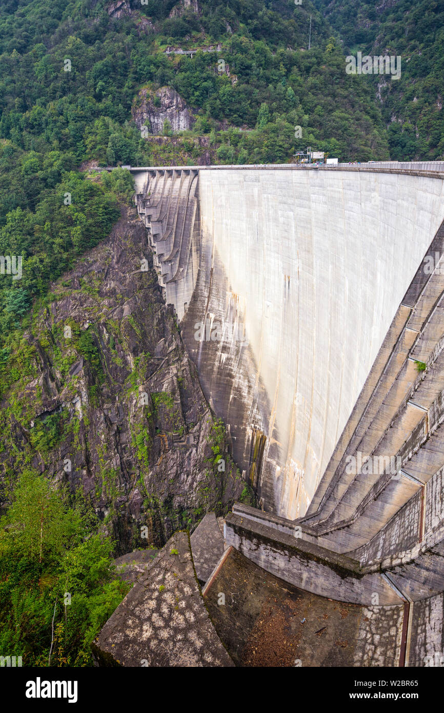 Suisse, Tessin, Val Verzasca, Verzasca Dam (Europe plus grande) Banque D'Images