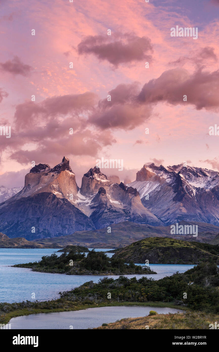 Le Chili, la Patagonie, le Parc National Torres del Paine (UNESCO Site), le Lac Pehoe Banque D'Images