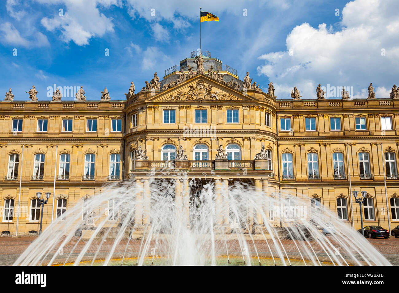 Neues Schloss (château neuf), Stuttgart, Bade-Wurtemberg, Allemagne Banque D'Images
