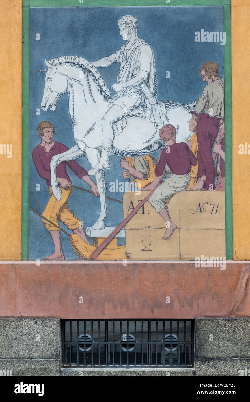 Le Danemark, la Nouvelle-Zélande, Copenhague, peintures extérieures sur Musée Thorvaldsen, dédié à sculpteur danois Bertel Thordvaldsen Banque D'Images