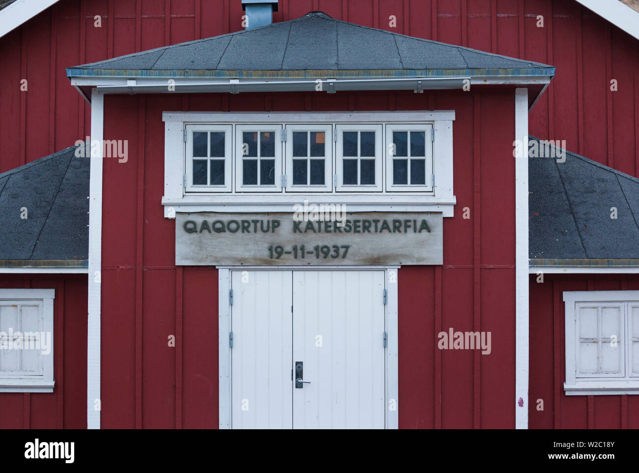 Le Groenland, Qaqortoq, entrée au village hall Banque D'Images