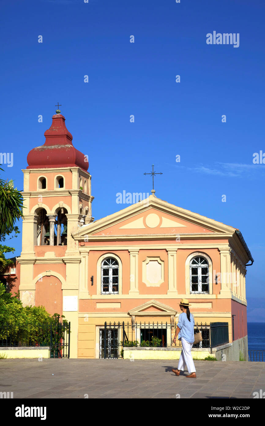 L'église de la Vierge Marie, Mandrakina la vieille ville de Corfou, Corfou, îles Ioniennes, îles grecques, Grèce, Europe (MR) Banque D'Images
