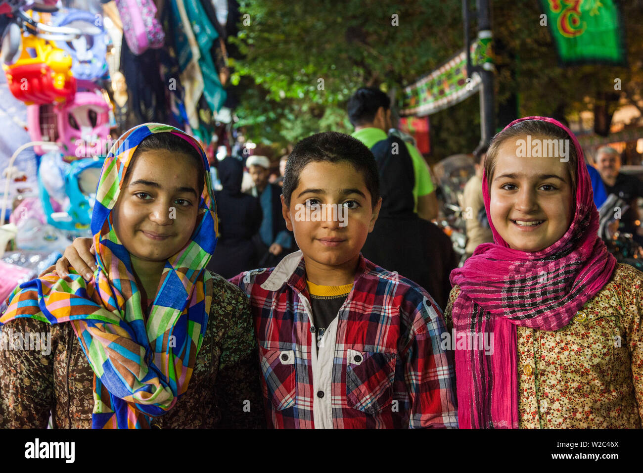 L'Iran, au centre de l'Iran, Shiraz, les enfants iraniens Banque D'Images