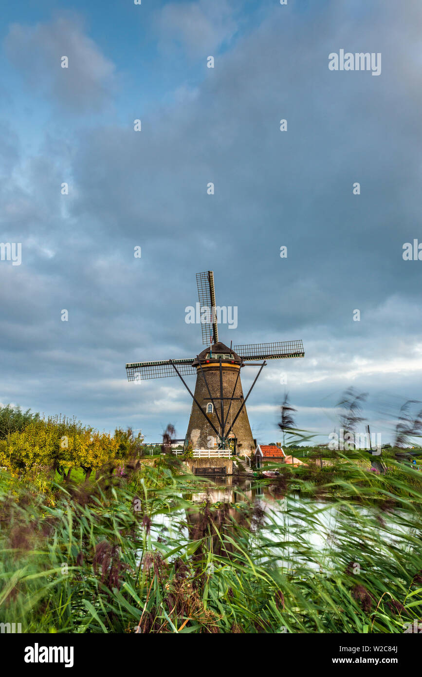 Pays Bas, Hollande-du-Sud, Kinderdijk (Site du patrimoine mondial de l'UNESCO) Banque D'Images