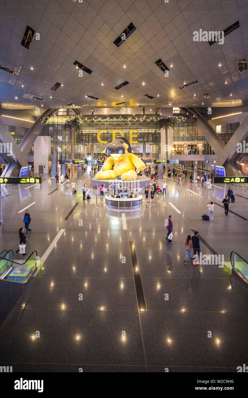 Qatar, Doha, Doha-Hamad Aéroport International, ouvert depuis 2014, des boutiques duty-free area Banque D'Images