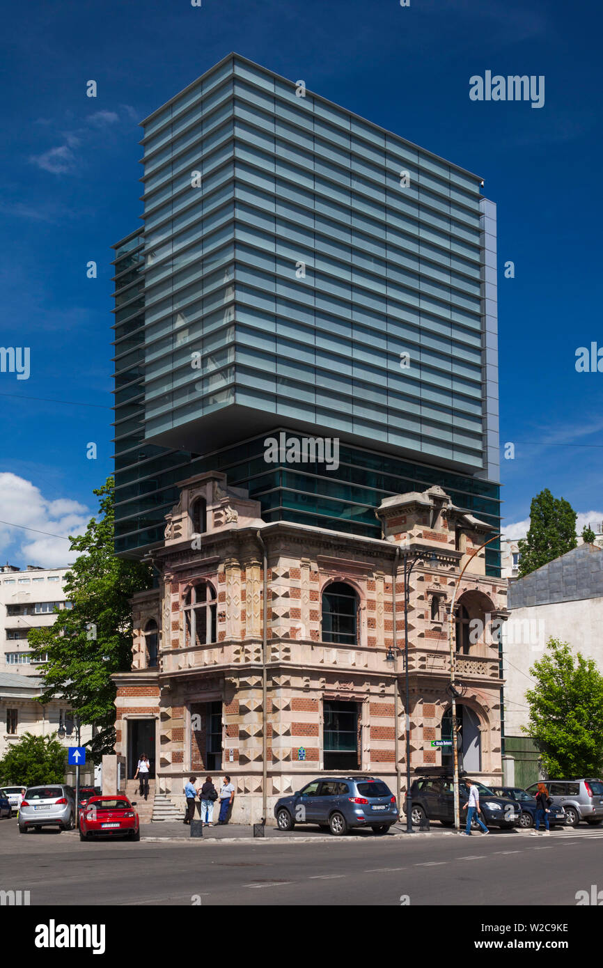 Roumanie, Bucarest, Piata Revolutei Square, siège de l'Association des architectes roumains Banque D'Images