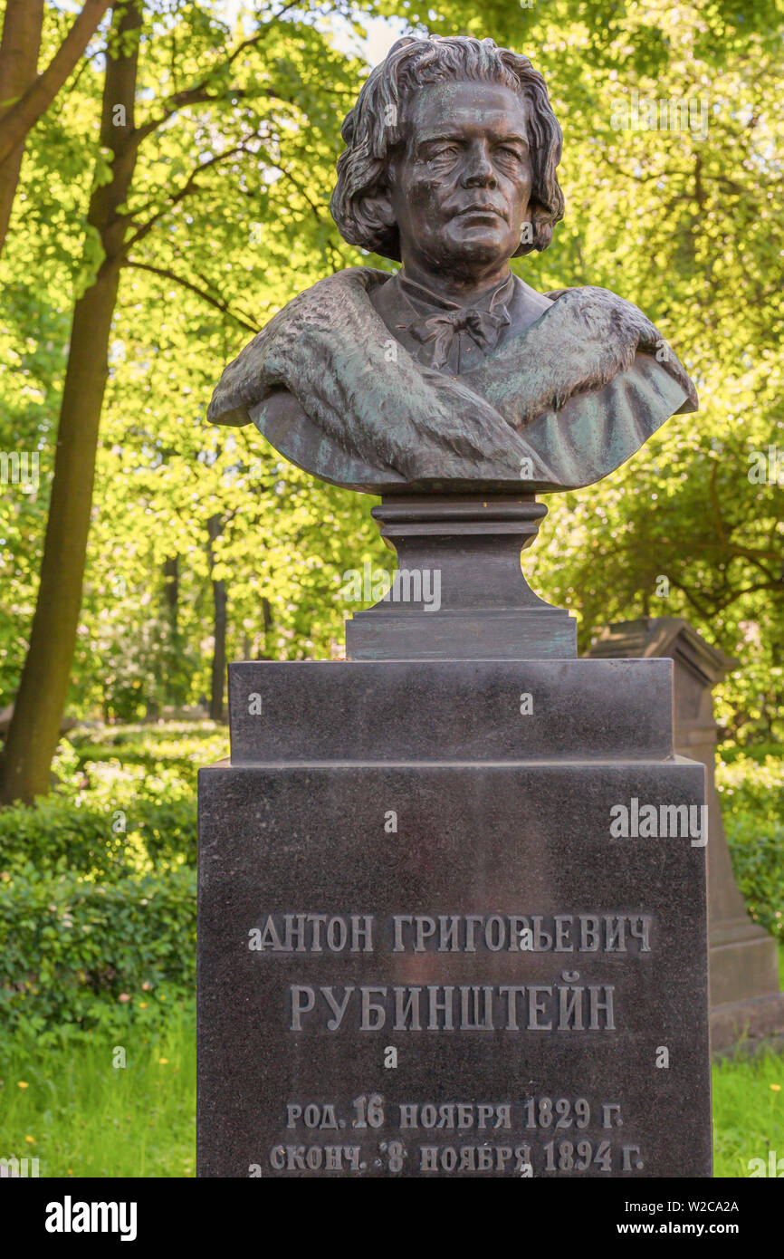 Tombe du compositeur Anton Rubinstein, Tikhvin Cimetière, Alexander Nevsky Lavra, Saint Petersburg, Russie Banque D'Images