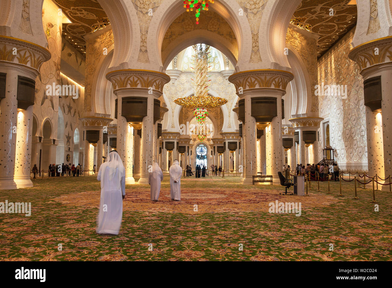 Emirats arabes unis, Abu Dhabi, Grande Mosquée de Sheikh Zayed, intérieur de la grande salle de prière Banque D'Images