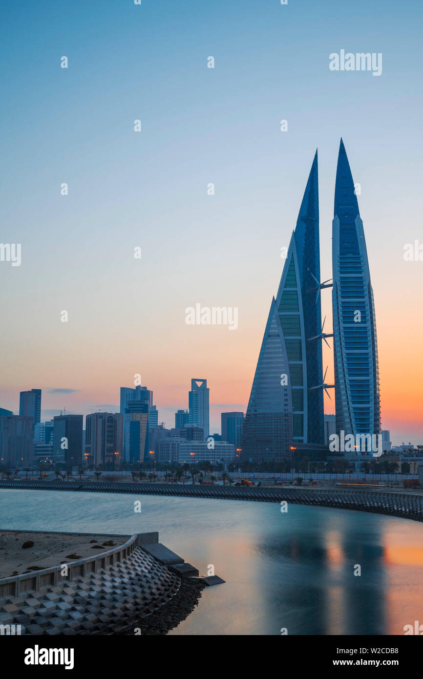 Bahreïn, Manama, Bahrain Bay, voir World Trade Center de Bahreïn Banque D'Images