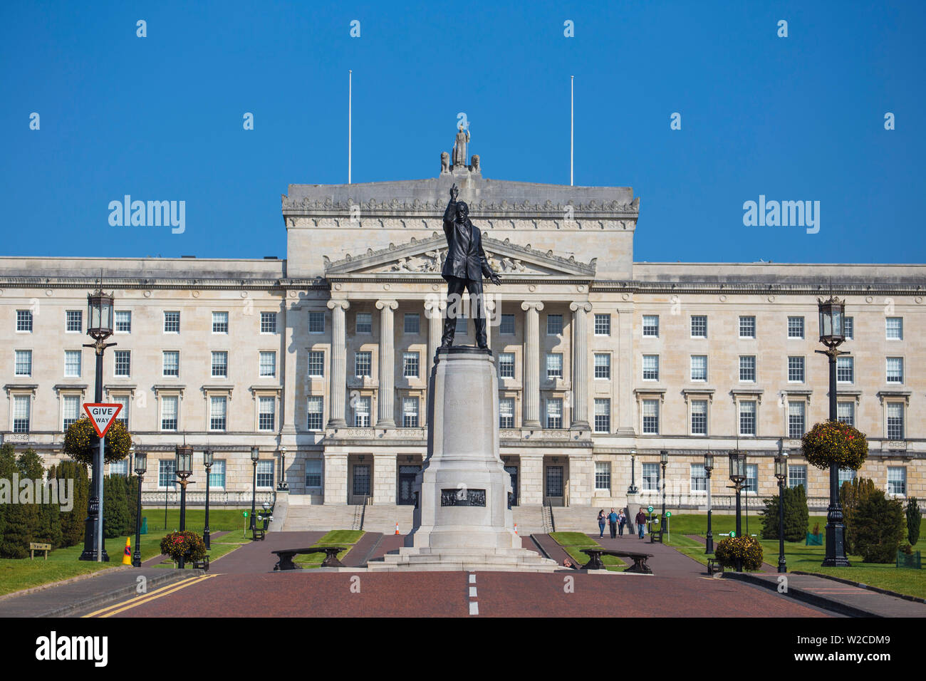 Royaume-uni, Irlande du Nord, Belfast, Stormont accueil à l'Assemblée d'Irlande du Nord, la statue de Lord Edward Carson (MP Unioniste considéré comme le père fondateur de l'état de NI) Banque D'Images