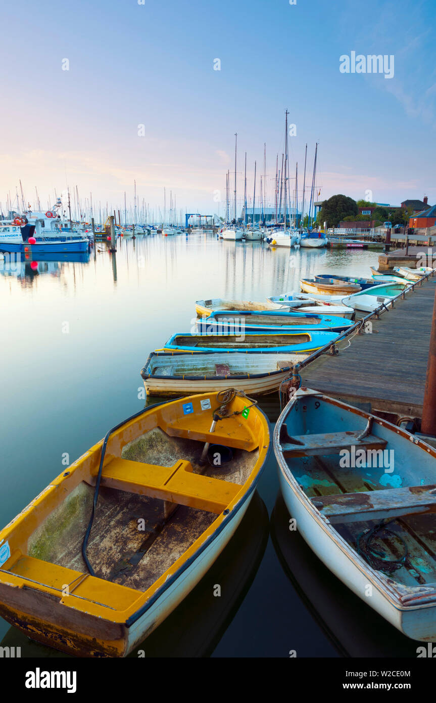 Royaume-uni, Angleterre, dans le Dorset, Lymington, le quai sur la rivière Lymington Banque D'Images