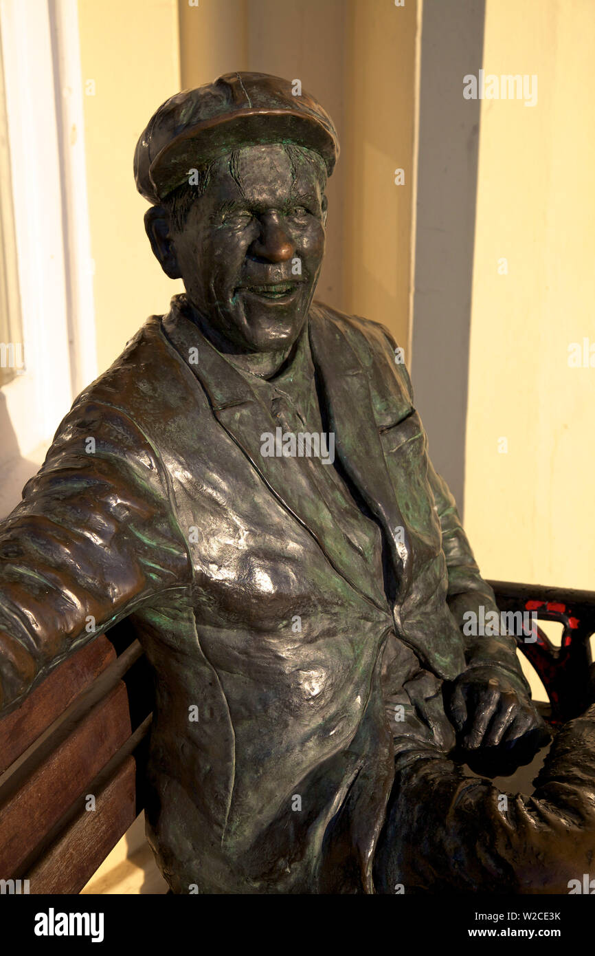 Statue de Sir Norman Wisdom, Douglas, île de Man Banque D'Images