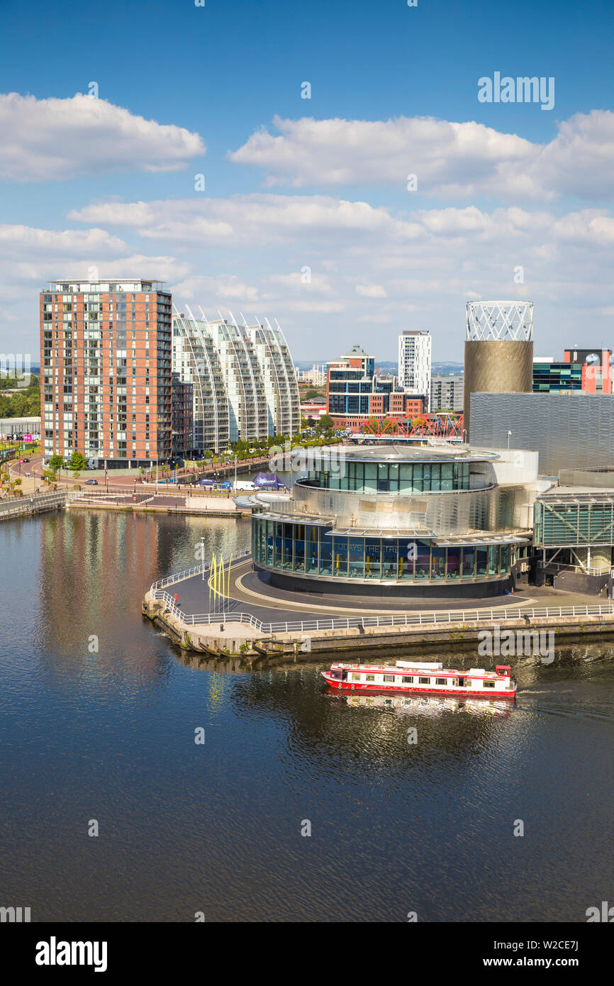 Royaume-uni, Angleterre, Manchester, Salford, vue de Salford Quays vers l'Lowry Theatre Banque D'Images