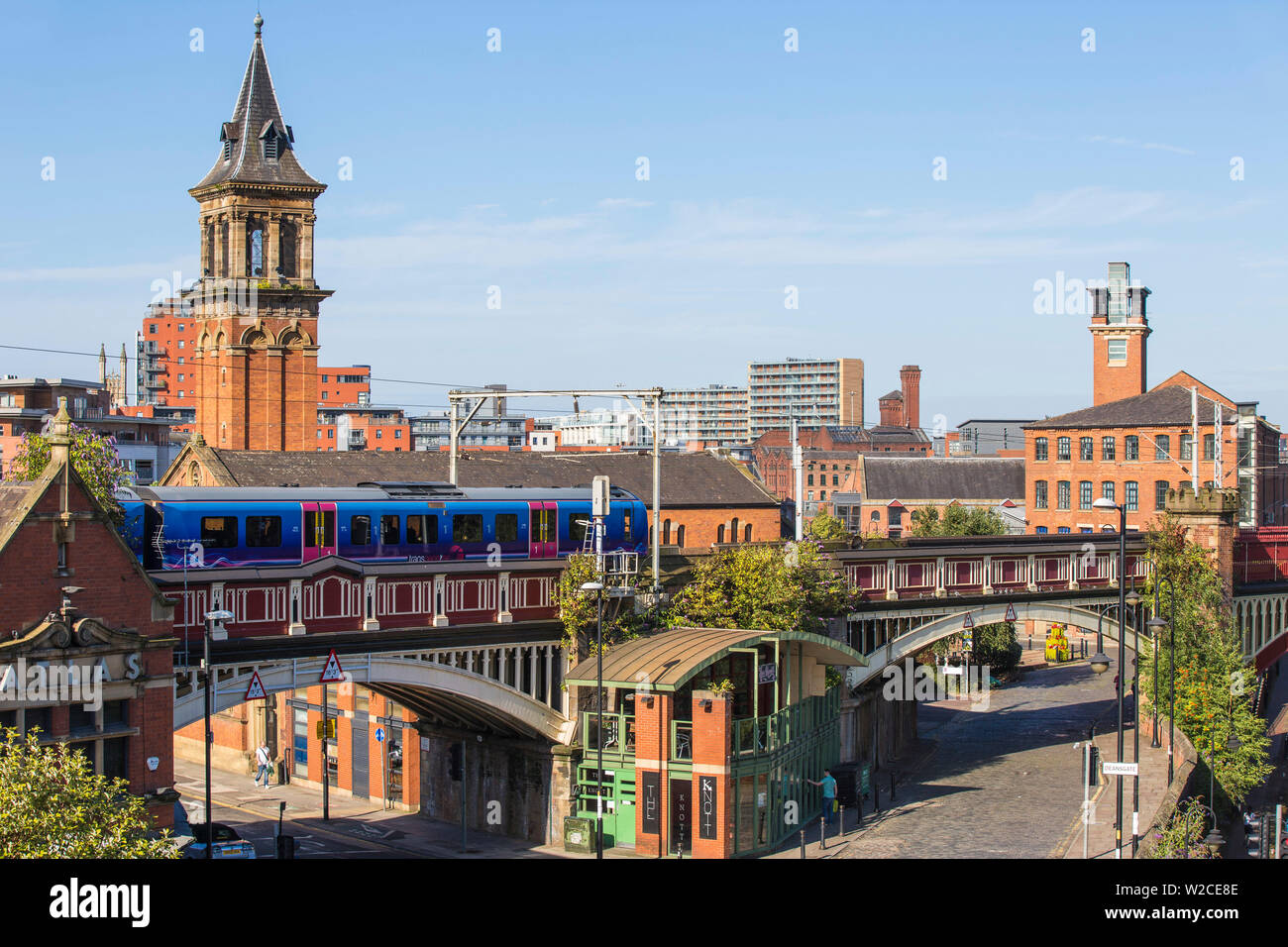 Royaume-uni, Angleterre, Manchester, vue de Deansgate, fer et viaduc sur le Canal de Bridgewater Banque D'Images