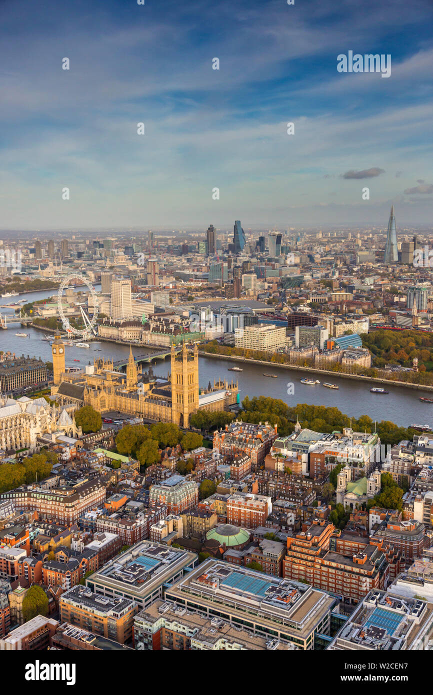 Vue aérienne de l'hélicoptère, chambres du Parlement, la Tamise, Londres, Angleterre Banque D'Images