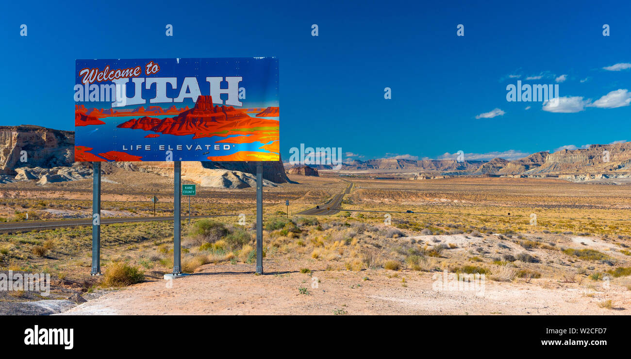 USA, Utah, Bienvenue à l'Utah signe, sur l'US Highway 89 à la frontière avec l'Arizona Banque D'Images