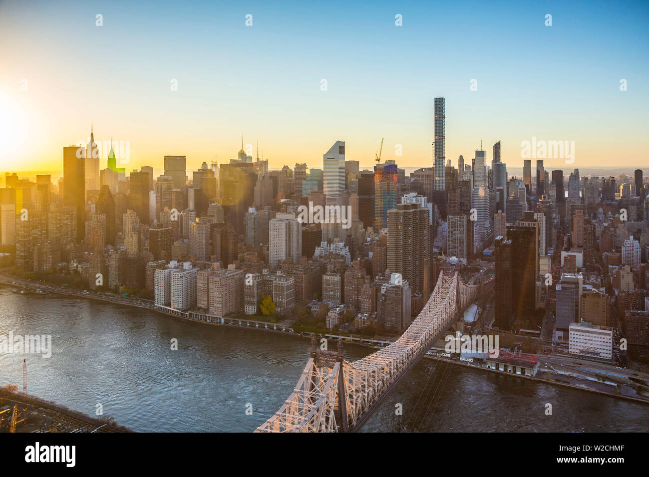 East River et de Queensboro Bridge, Manhattan, New York City, New York, USA Banque D'Images