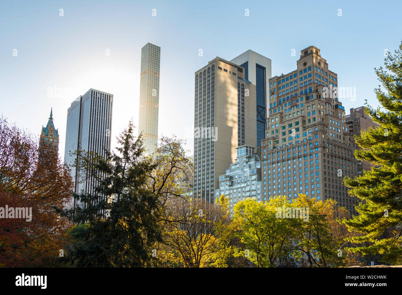 432 Park Avenue qui pèse sur Central Park, à Manhattan, New York City, New York, USA Banque D'Images