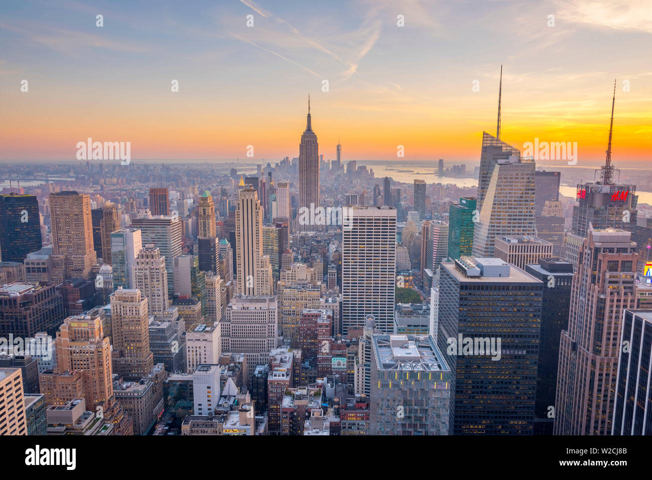 USA, New York, Midtown et Lower Manhattan, Empire State Building et la Tour de la Liberté Banque D'Images