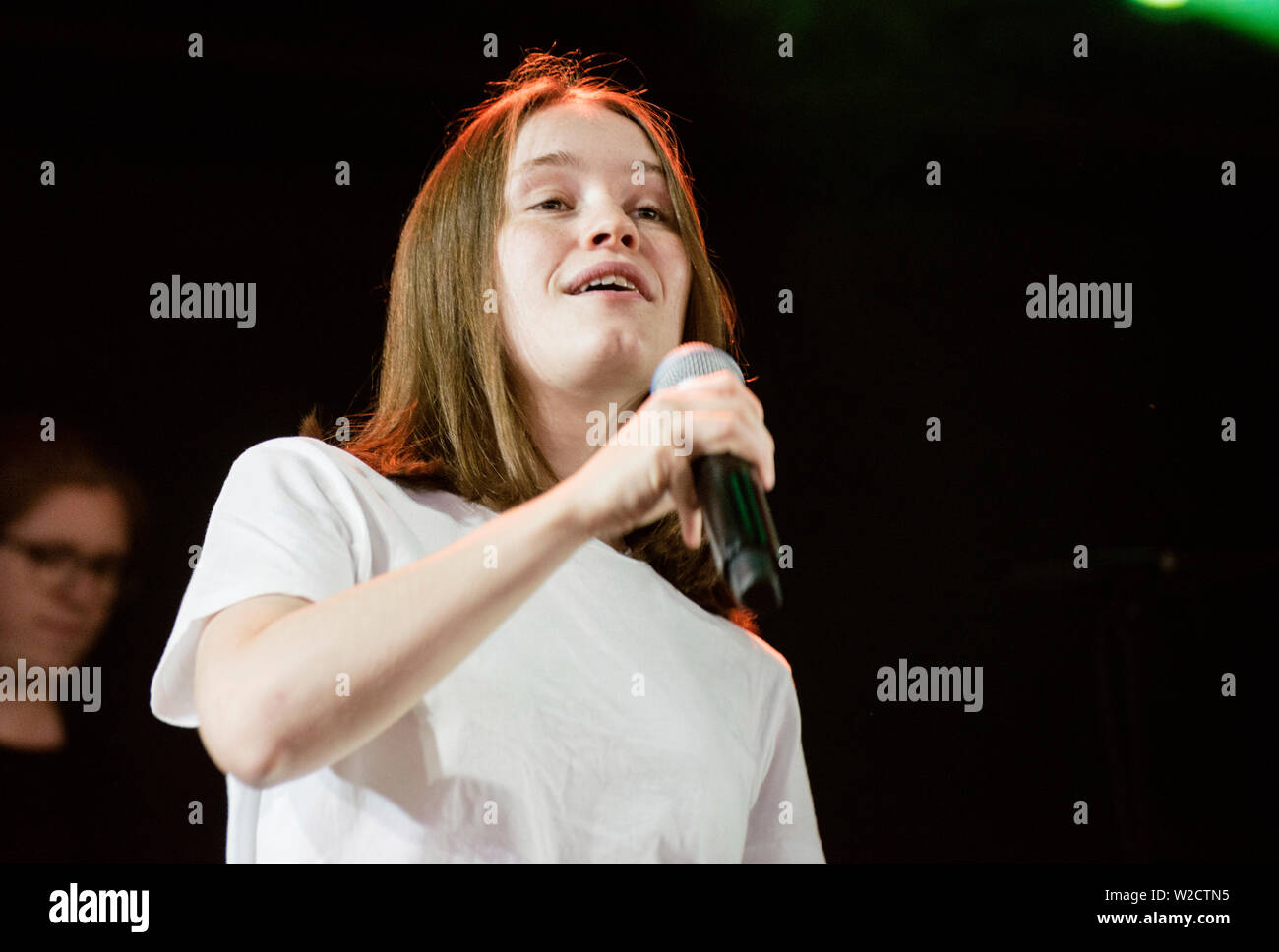 Turku, Finlande. 7 juillet 2019. Auteur-compositeur chanteuse norvégienne Sigrid effectue au 50e Festival Ruisrock. (Photo : Stefan Crämer) Banque D'Images