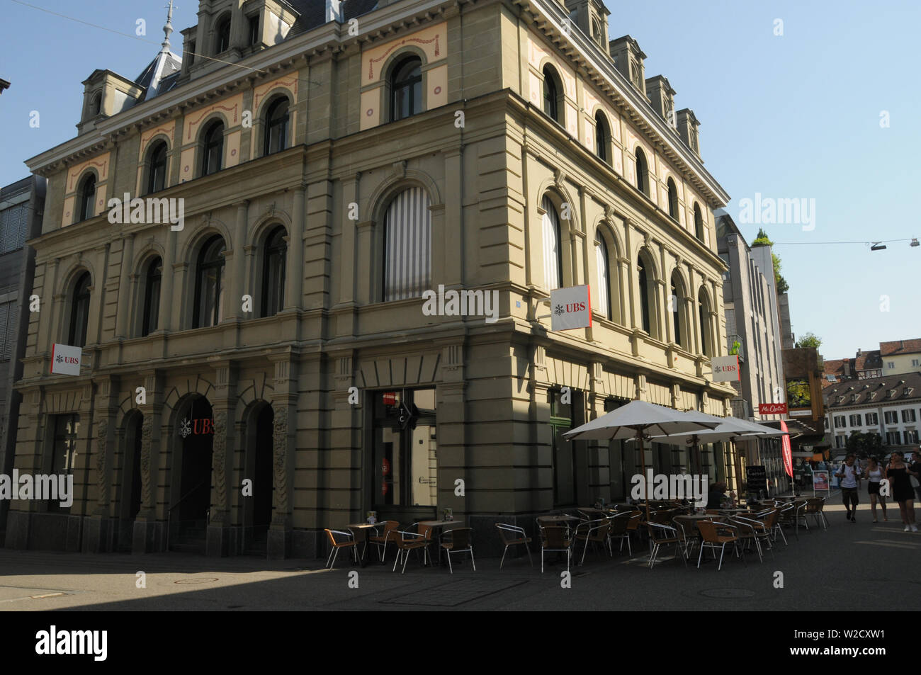 Suisse : la banque UBS en direction de la ville de Baden en Argovie Banque D'Images