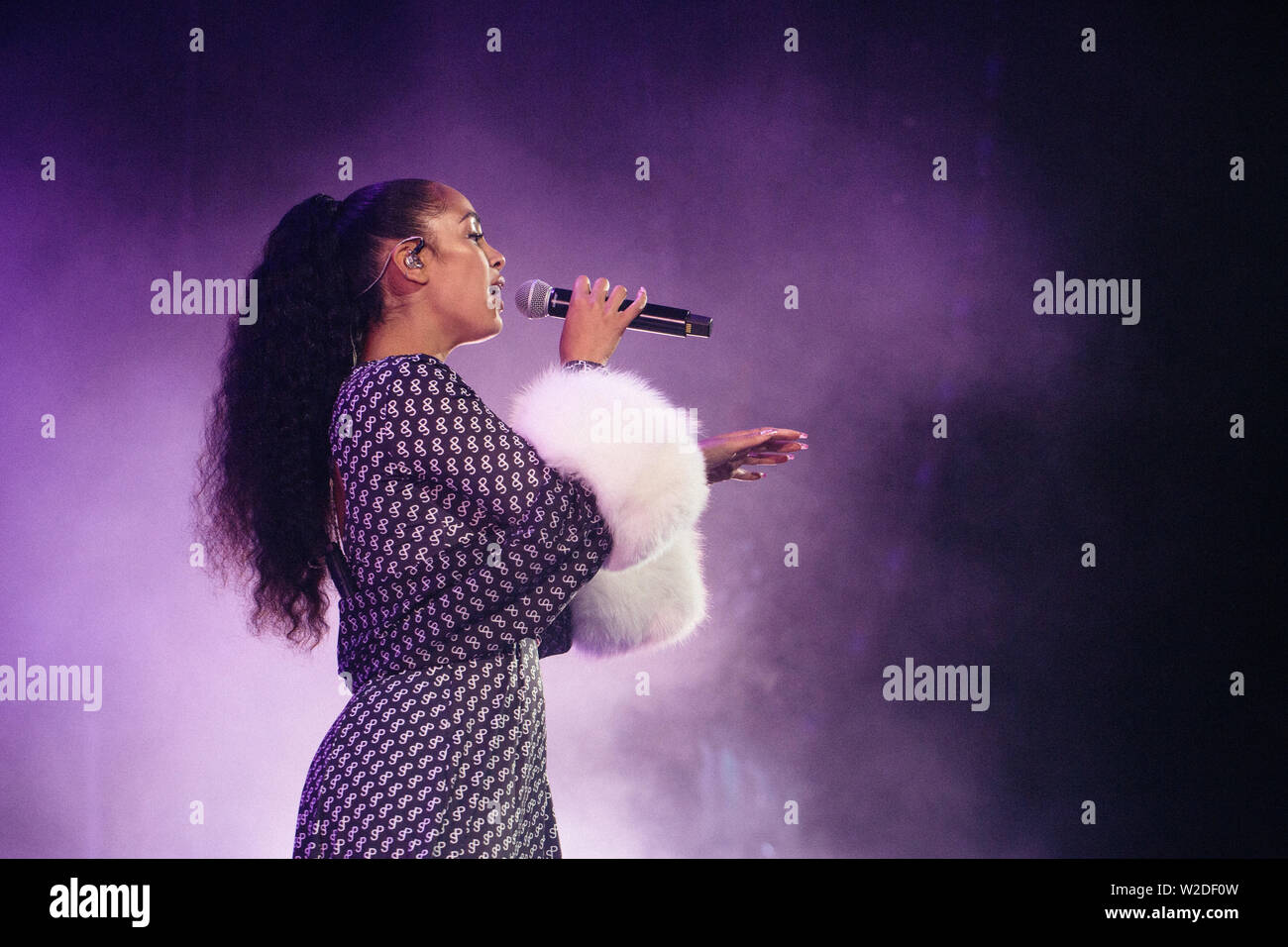 Roskilde, Danemark. Juillet 06th, 2019. La chanteuse et parolière Jorja Smith effectue un concert live au cours de la Danish music festival Festival de Roskilde en 2019. (Photo crédit : Gonzales Photo - Malthe Ivarsson). Banque D'Images