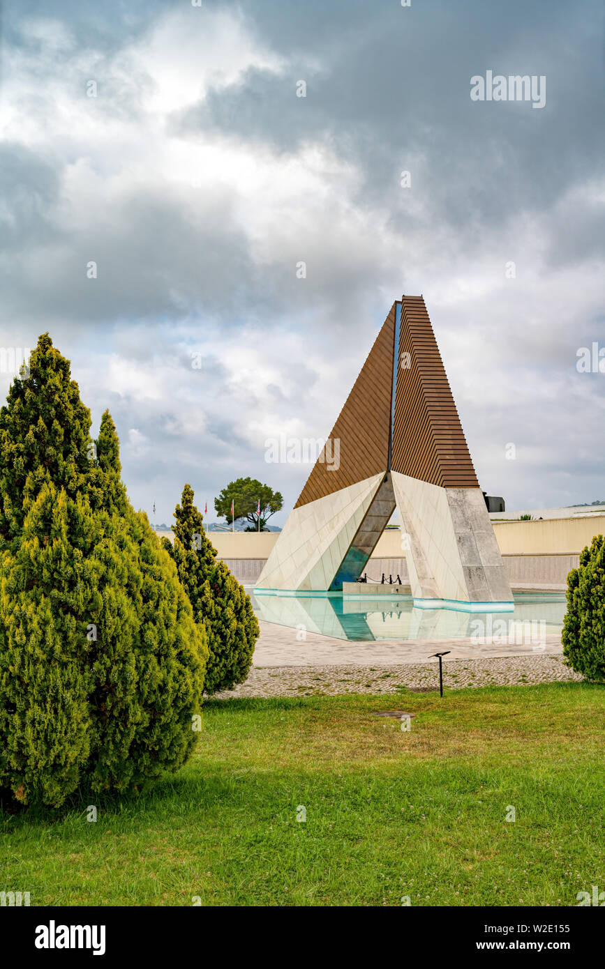 Le Portugal, Estremadura, Lisbonne, Belém,Monumento Ultramar Combatentes, Monument aux combattants d'outre-mer dédié aux soldats de l'armée portugaise Banque D'Images