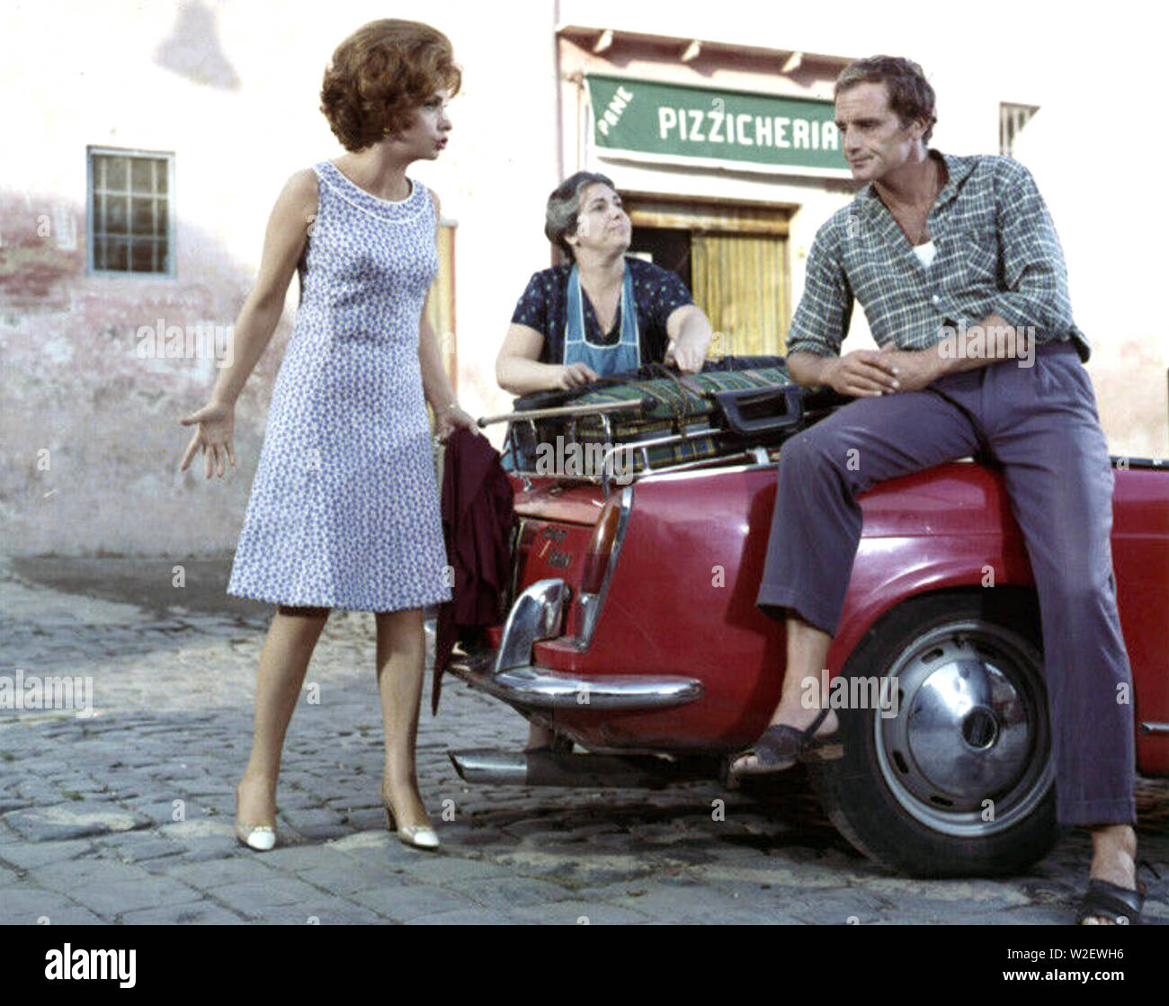 BUONA SERA, Madame CAMPBELL 1968 United Artists film avec Gina Lollobrigida à gauche, Naomi Stevens, Philippe Leroy Banque D'Images