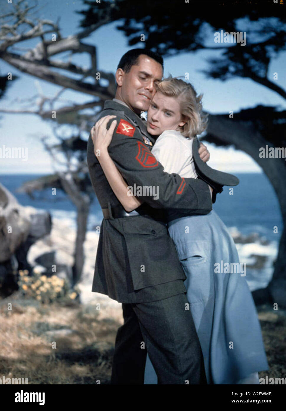 Dans L Amour Et De La Guerre 1958 th Century Fox Film Avec Hope Lange Et Jeffrey Hunter Photo Stock Alamy