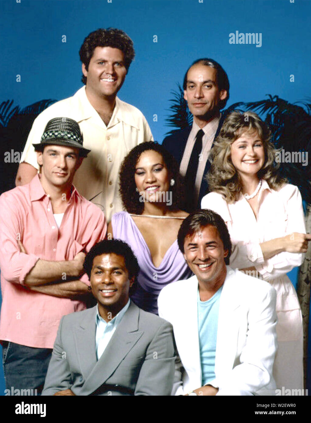 MIAMI VICE 19841989 Universal Television series avec en première rangée à droite de Don Johnson et Michael Thomas Banque D'Images