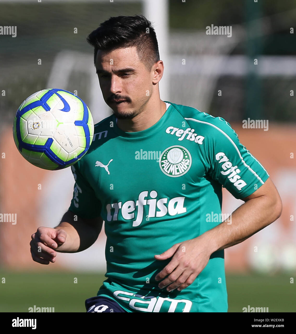 SÃO PAULO, SP - 08.07.2019 : TREINO N PALMEIRAS - Le joueur Willian, de se Palmeiras, au cours de la formation, à l'Académie de football. (Photo : Cesar Greco/Fotoarena) Banque D'Images