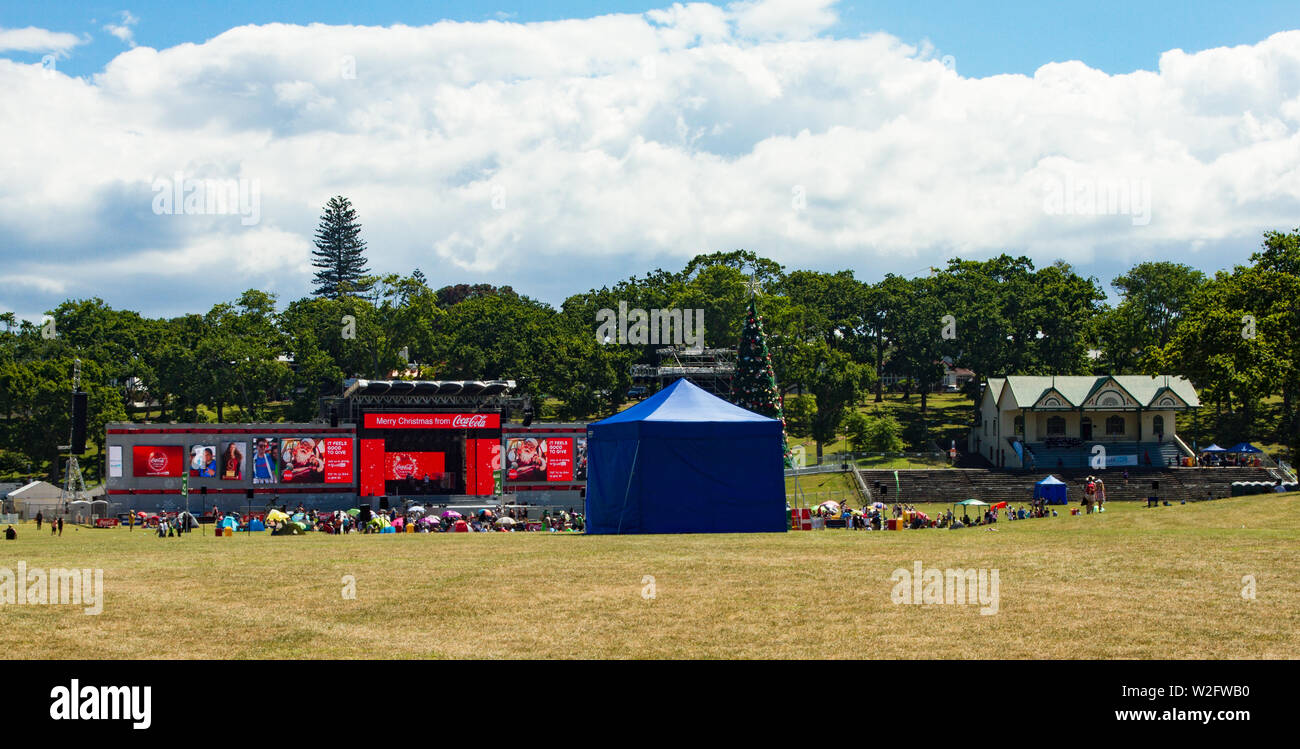 Noël dans le parc à l'Auckland Domain, Nouvelle-Zélande Banque D'Images