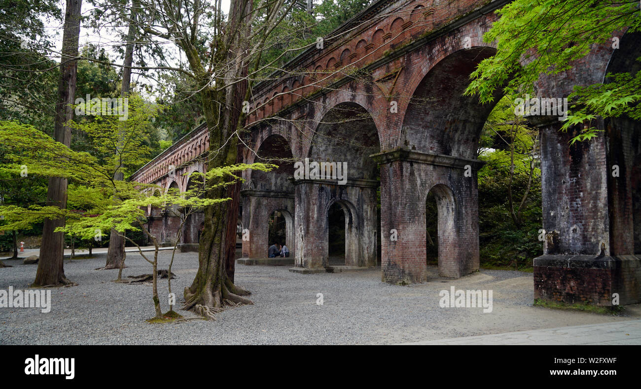 Aqueduc Suirokaku brick, Nanzenji temple, Kyoto, Japon Banque D'Images