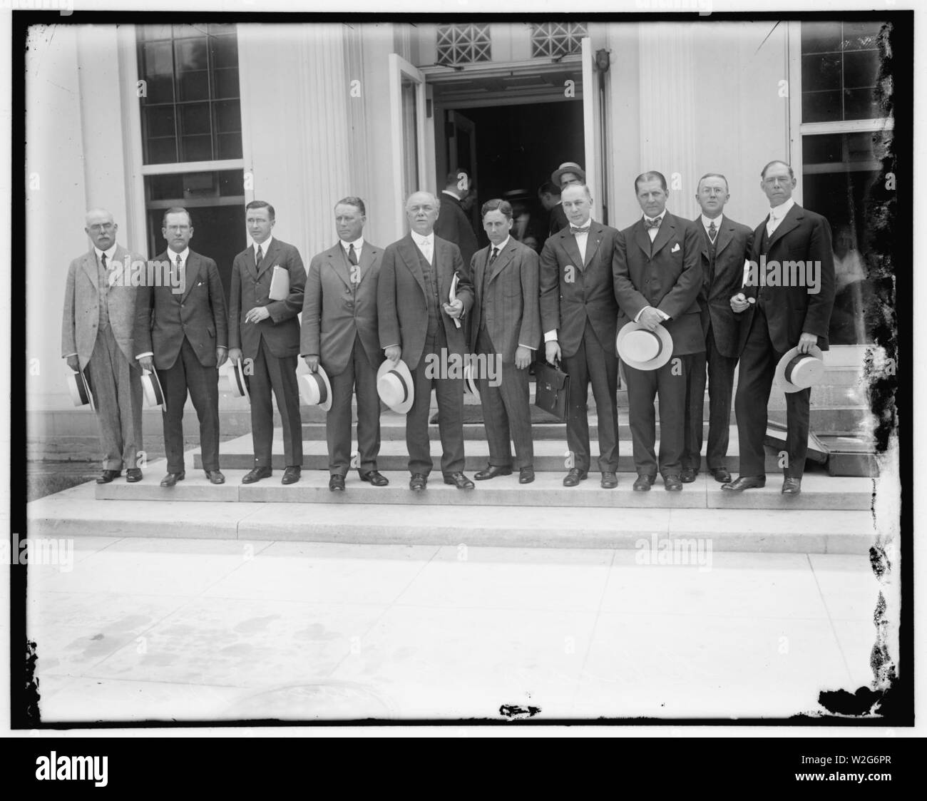 Les hommes d'affaires de Chicago de gauche à droite - A.W. Shaw, pub. Mag System ; Cornelius Lynde, avocat ; J.T. Pieri e, Thomas Creigh Cudahy Packing Co. ; W.I. Clow, marchands de matériel ; Ezra Warner, commerce de gros Banque D'Images