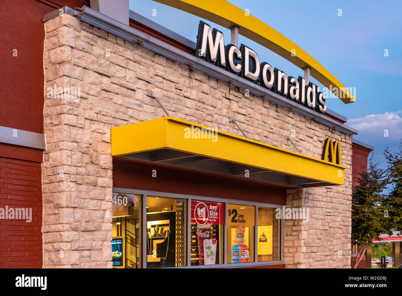 McDonald's restaurant fast food à Snellville (Métro Atlanta, Géorgie). (USA) Banque D'Images