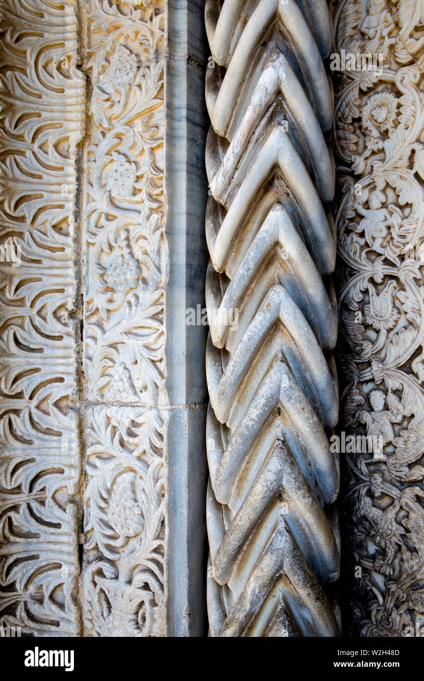 Notre Dame de l'Assomption, la cathédrale de Palerme, Sicile, Italie. Reliefs. Banque D'Images
