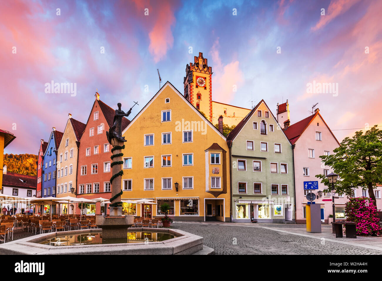 Füssen, Allemagne. Vieille ville au coucher du soleil. Banque D'Images