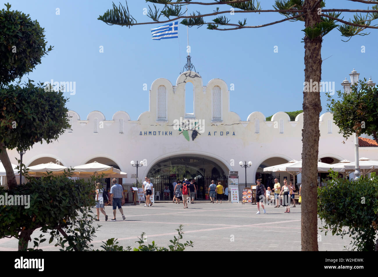 Le marché public, la place Eleftheria, Kos Town, Kos Island, îles du Dodécanèse, Grèce. Banque D'Images