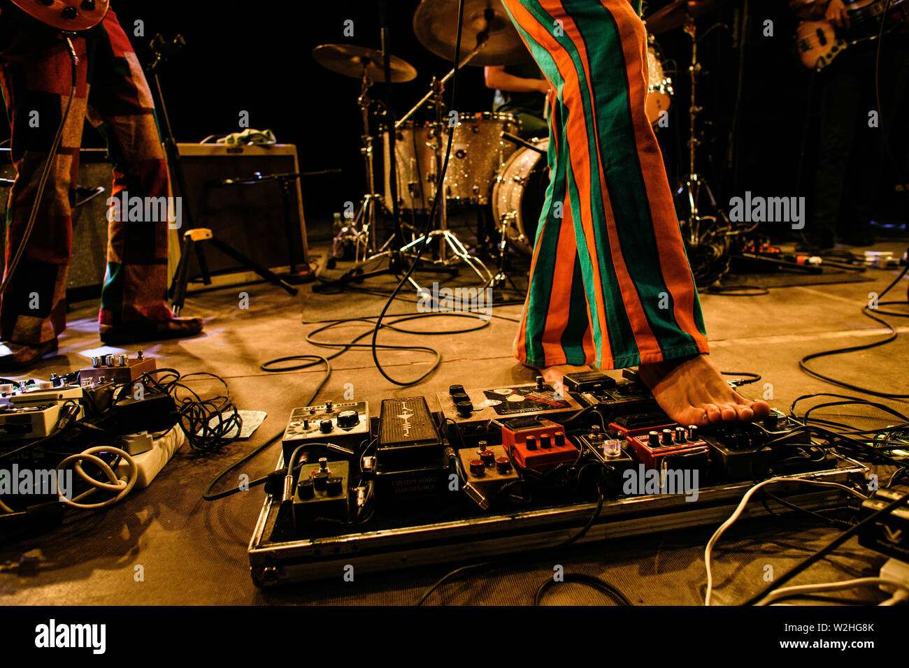 Roskilde, Danemark. 07 juillet 2019. Le groupe de rock psychédélique japonais Kikagaku Moyo donne un concert en direct pendant le festival de musique danois Roskilde Festival 2019. (Photo: Gonzales photo - Malthe Ivarsson). Banque D'Images