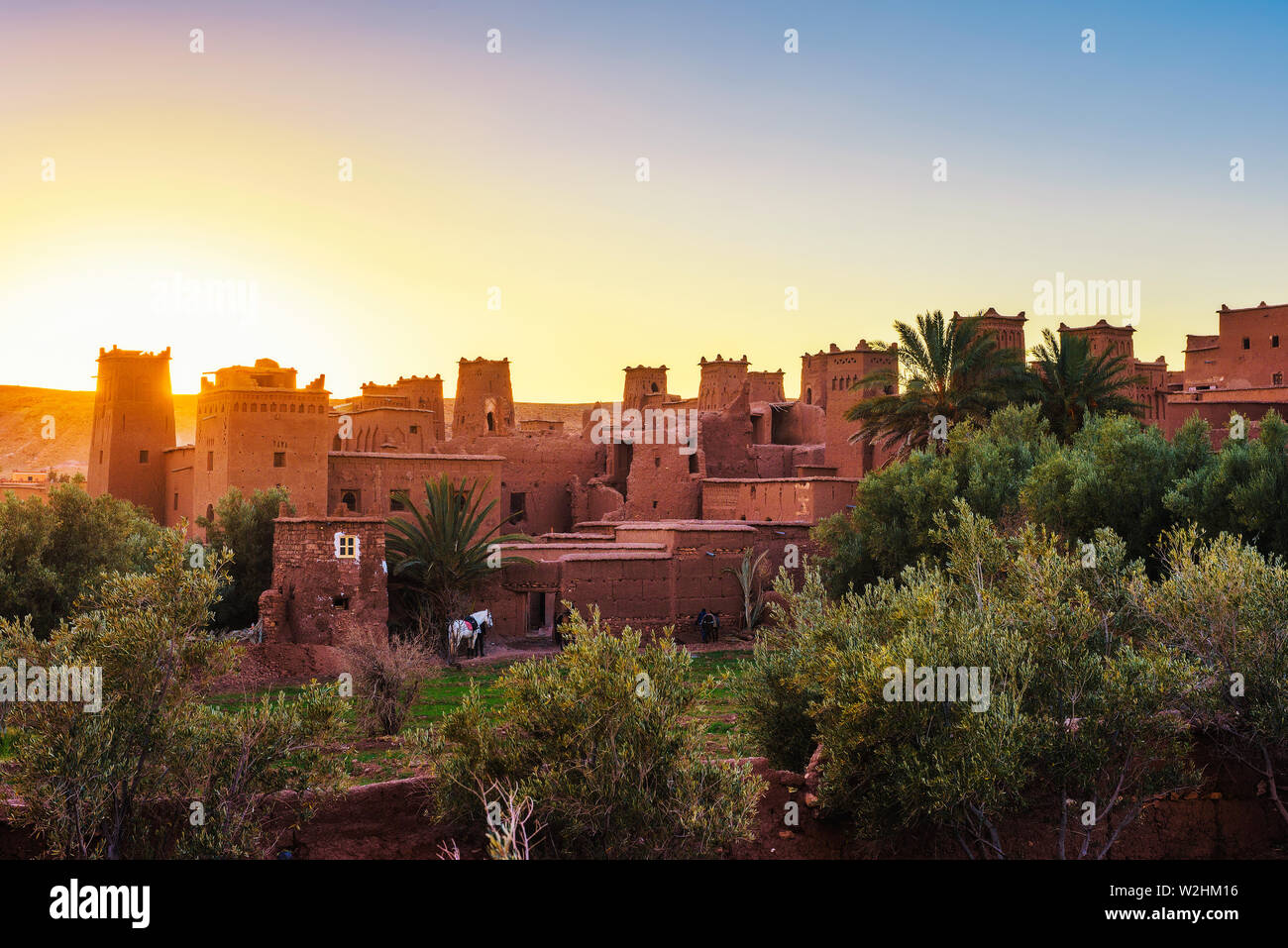 Coucher du soleil au-dessus de l'ancienne ville de Ait Benhaddou au Maroc Banque D'Images