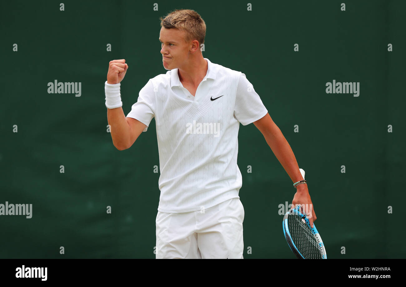 Londres, Royaume-Uni. 09 juillet 2019. Tournoi de Wimbledon 2019. Holger Vitus Nodskov Rune, les garçons des célibataires, 2019 Allstar Crédit : photo library/Alamy Live News Banque D'Images Londres, Royaume-Uni. 09 juillet 2019. Tournoi de Wimbledon 2019. Holger Vitus Nodskov Rune, les garçons des célibataires, 2019 Allstar Crédit : photo library/Alamy Live News Banque D'Images