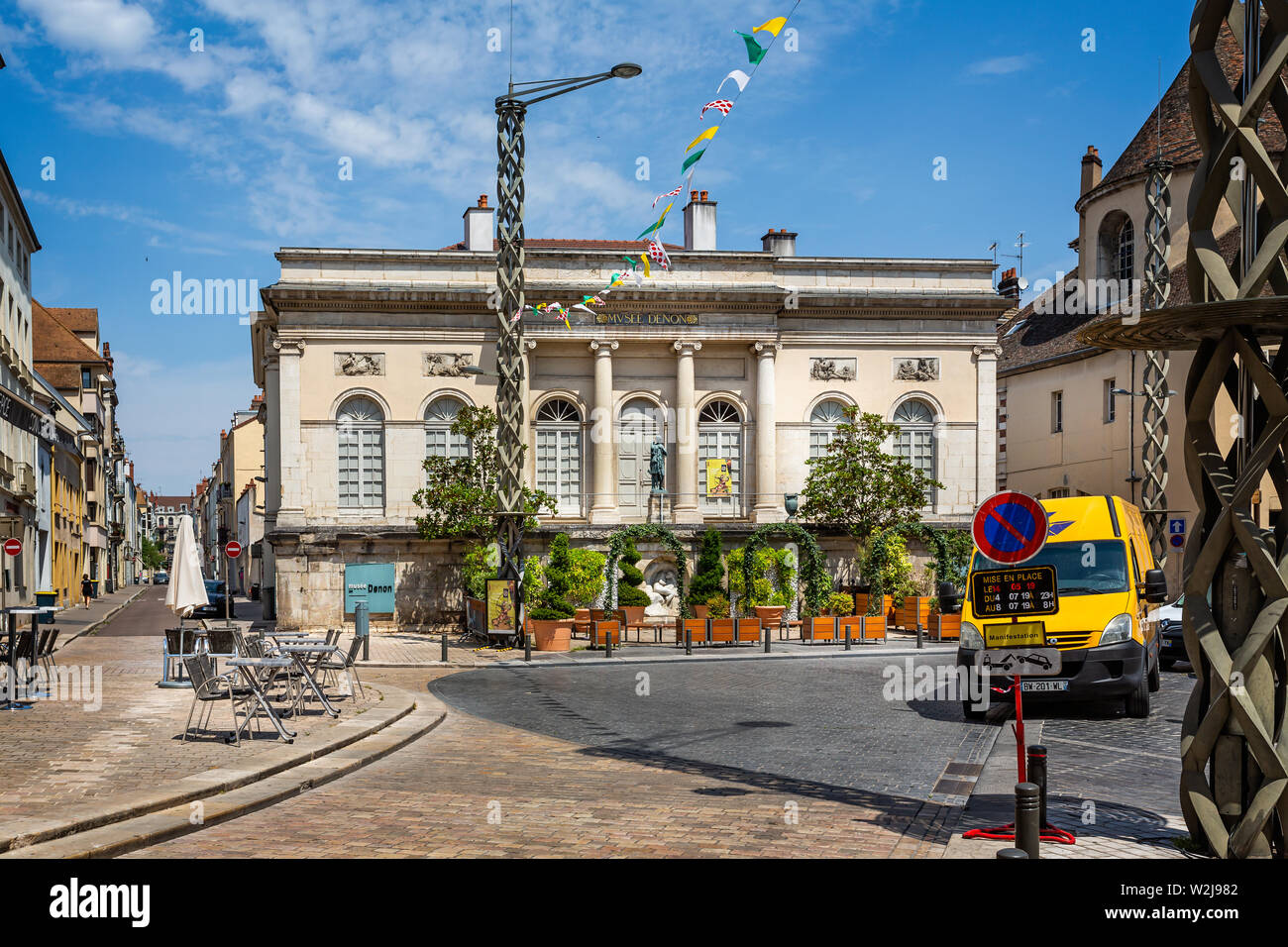Musée Denon à Chalon sur Saône, Bourgogne, France, le 3 juillet 2019 Banque D'Images Musée Denon à Chalon sur Saône, Bourgogne, France, le 3 juillet 2019 Banque D'Images