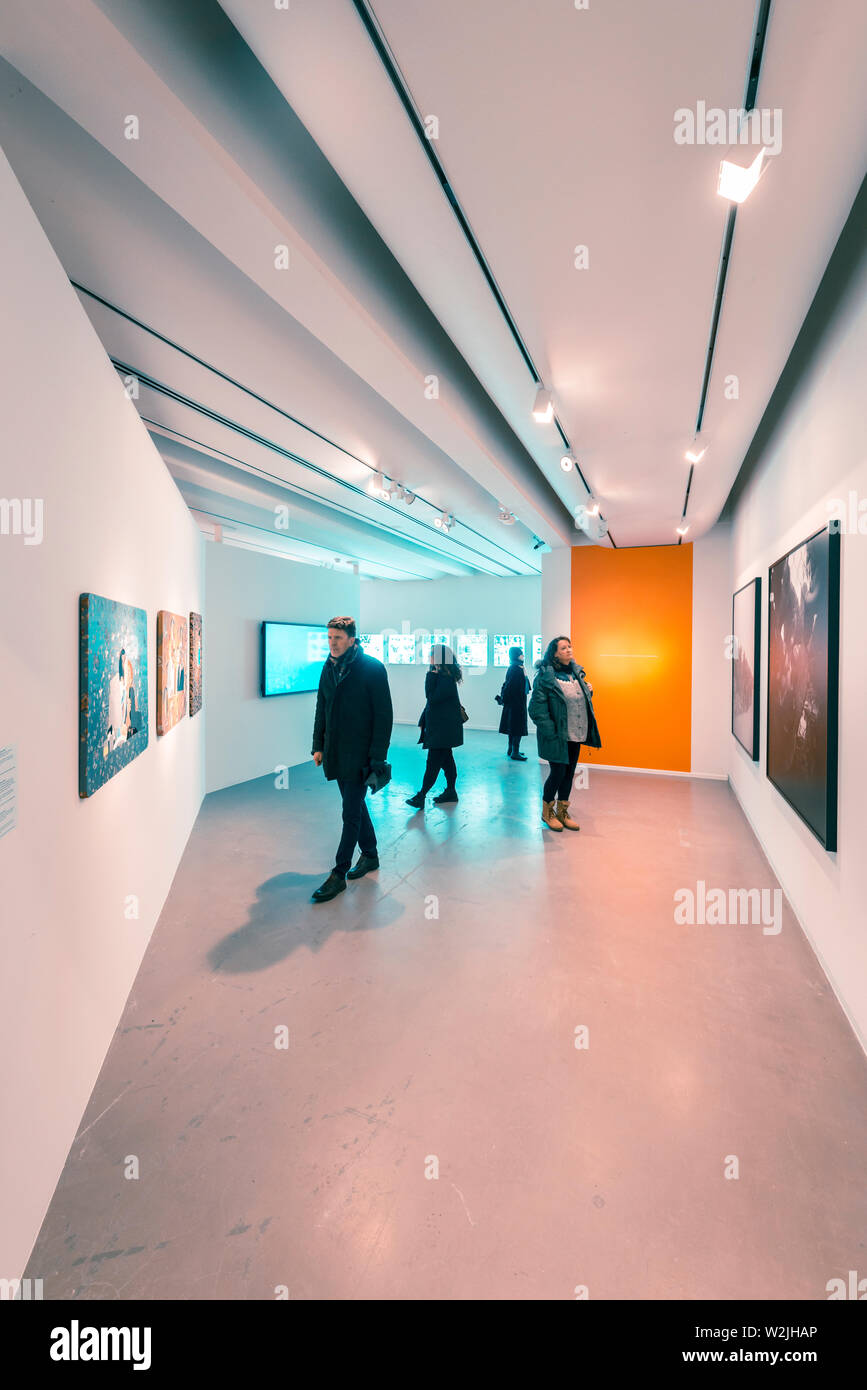 Exposition artistique au Festival des feux d'hiver, Listasafn, Reykjavik, Islande Banque D'Images