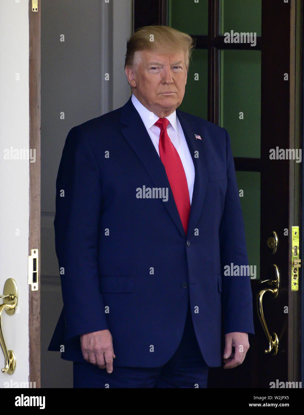 Washington, District de Columbia, Etats-Unis. 09 juillet 2019. Le Président des Etats-Unis, Donald J. Trump attend l'arrivée de l'Émir Tamim bin Hamad Al Thani du Qatar à la Maison Blanche à Washington, DC le Mardi, Juillet 9, 2019 Credit : Ron Sachs/CNP/ZUMA/Alamy Fil Live News Banque D'Images