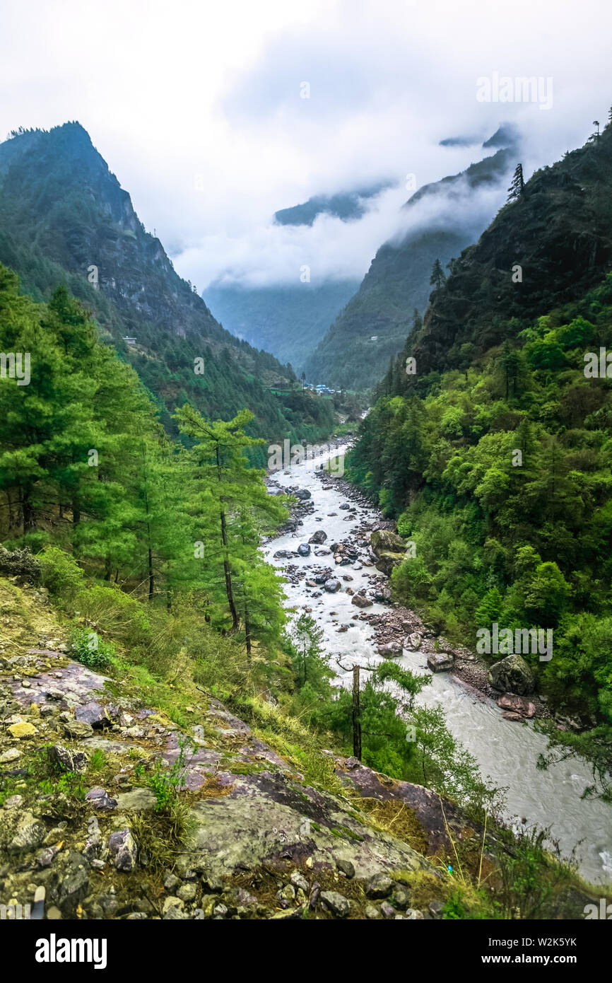 Rivière d'everest trek au Népal Banque D'Images Rivière d'everest trek au Népal Banque D'Images